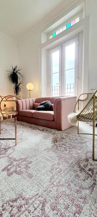 Elegant 5 Bed 4 Bath 'Vogue House' Parisian Style Home Margate Exterior foto